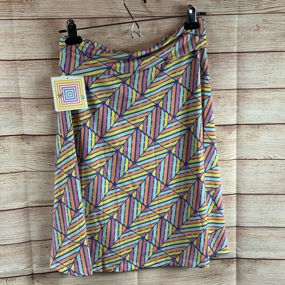 LuLaRoe Azure Skirt Geometric Shapes - Picture 2 of 6